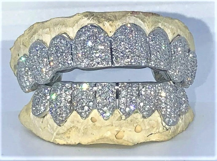 Round Cut Natural Diamond Iced Out Teeth
